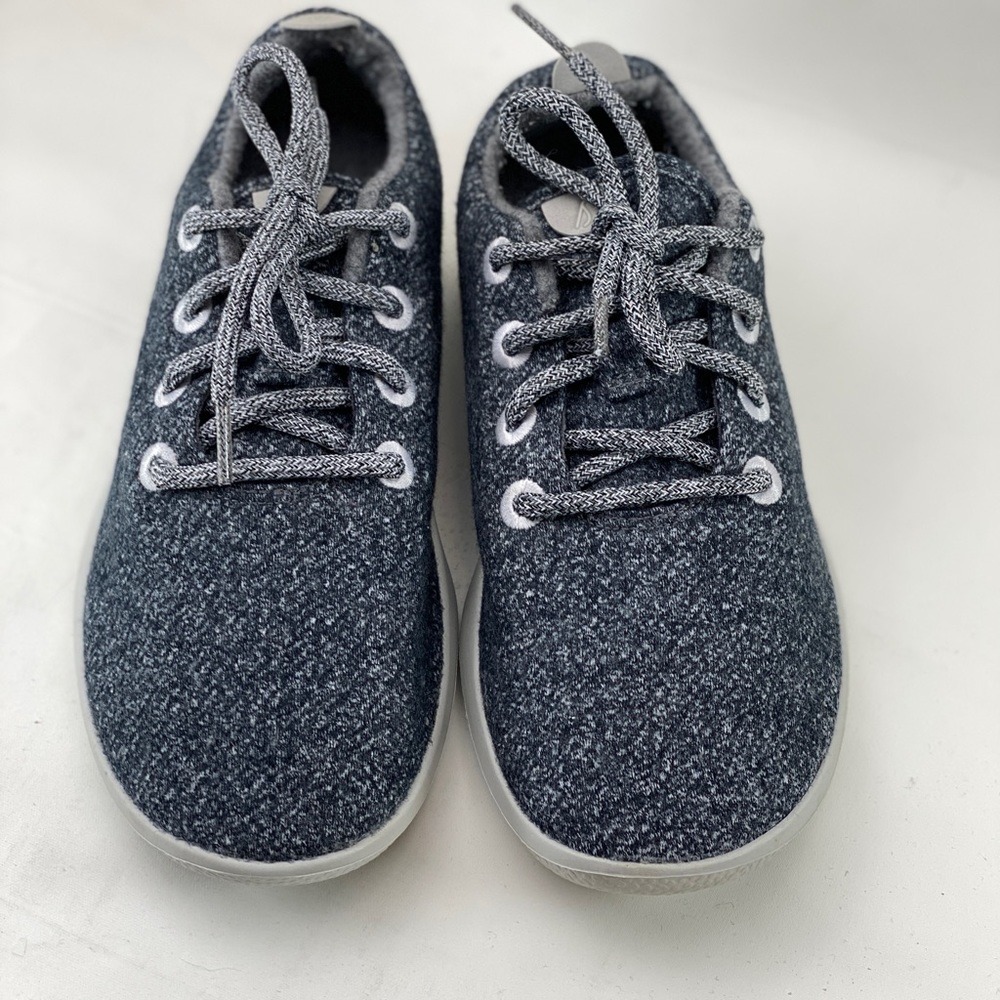 Allbirds Wool Runners lace up sneakers size 9 women